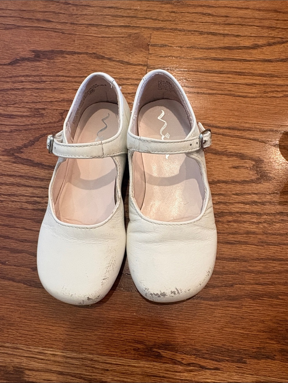 Girls White Mary Jane Dress Shoes